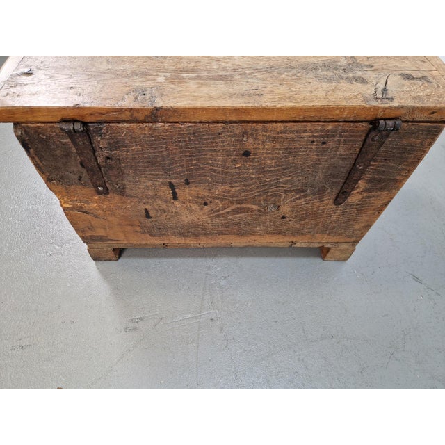 Wood Brutalist Trunk in Oak, 1800 For Sale - Image 7 of 18