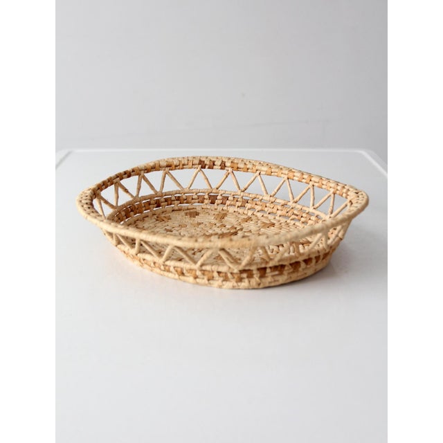 Vintage Woven Raffia Basket Tray For Sale - Image 11 of 14