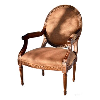 Vintage Fairfield Louix XVl French Style Carved Fruitwood Round Back Arm Chair For Sale