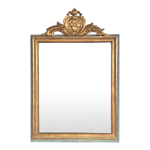 Borghese Italian Neoclassical Style Giltwood Mirror With Exuberant Crest