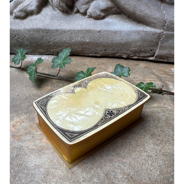 Plastic 1930s Art Deco Butterscotch Bakelite Hinged Box With Marbled Lid For Sale - Image 7 of 7