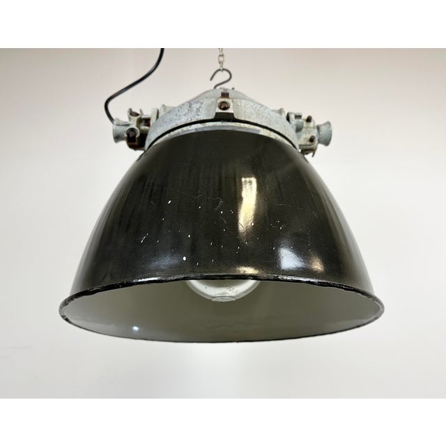 Industrial Explosion Proof Lamp with Black Enameled Shade from Elektrosvit, 1970s For Sale - Image 6 of 16