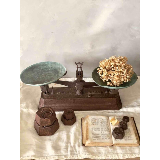 Antique French Roberval System Scale in Cast Iron and Brass with Ring, 1890s, Set of 8 For Sale - Image 9 of 15