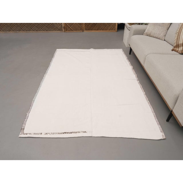 White 1970s Vintage Handmade Wool Cotton White Runner Rug For Sale - Image 8 of 11