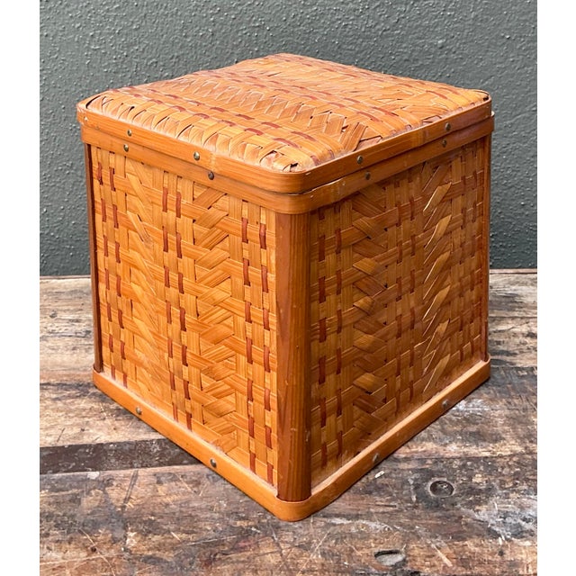 Vintage Shanghai Weave Lidded Box For Sale - Image 12 of 12