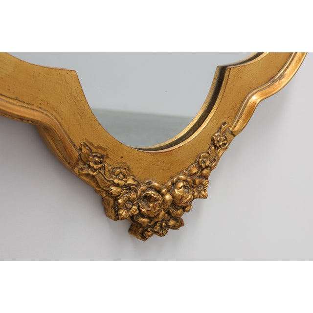 Gold 20th Century Rococo Gilt Mirror with Acanthus and Shell Crest, Italy, 1950s For Sale - Image 8 of 11