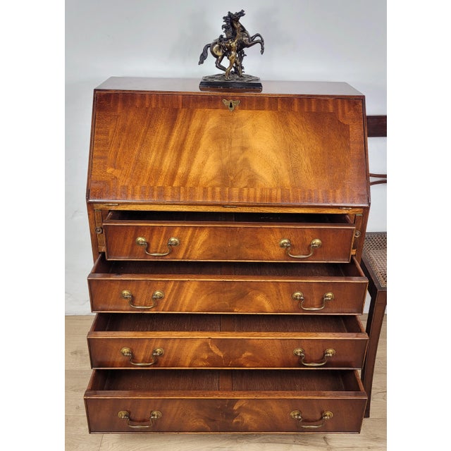 Mid-Century Modern Vintage Writing Bureau Desk in Leather and Mahogany, 1960s For Sale - Image 3 of 18