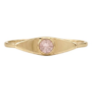 Dainty Rose Quartz Eye Signet Ring | Minimalist Romantic Gemstone Ring Us 7 For Sale