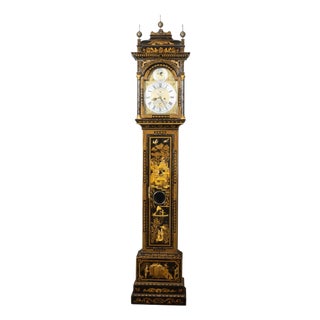 English George III 18th Century Japanned Tall Case Clock with Chinoiserie Décor For Sale
