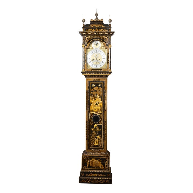 English George III 18th Century Japanned Tall Case Clock with Chinoiserie Décor For Sale