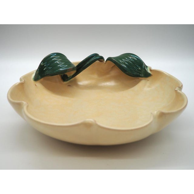 Mid-Century Modern Nordic Earthenware Bowl by Anna-Lisa Thomson for Uppsala Ekeby, 1940s For Sale - Image 3 of 12