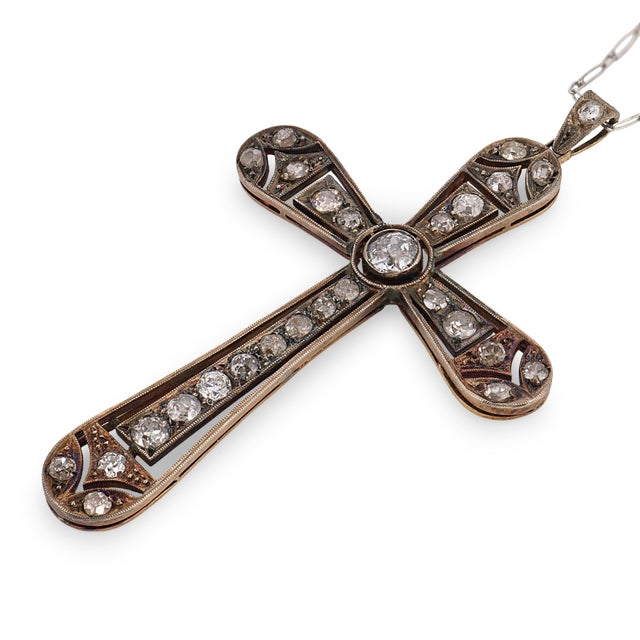 1910s Edwardian Old European Cut Diamond 14k Yellow Gold and Silver Cross Necklace For Sale - Image 4 of 6