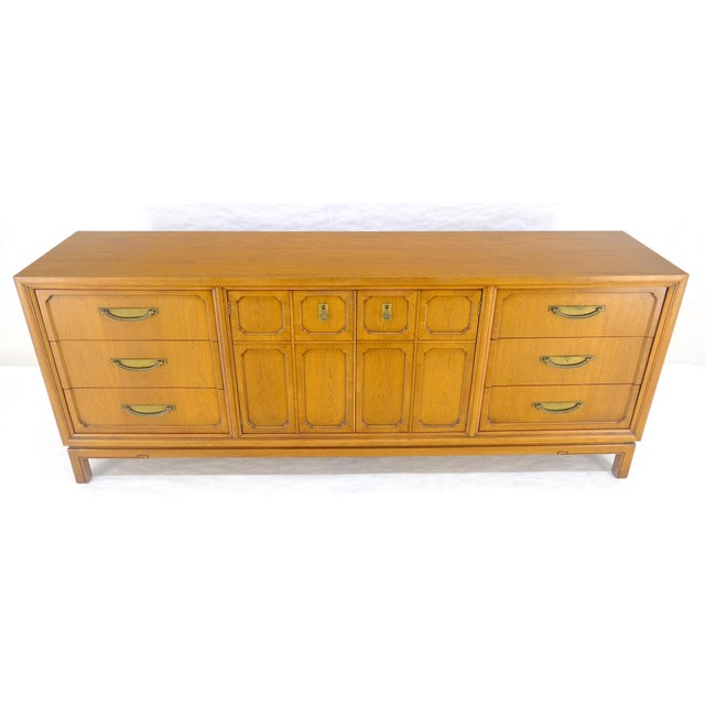 Mid Century 80” Long 9 Drawers Dresser Credenza Two Drawer Compartment MINT For Sale - Image 12 of 17
