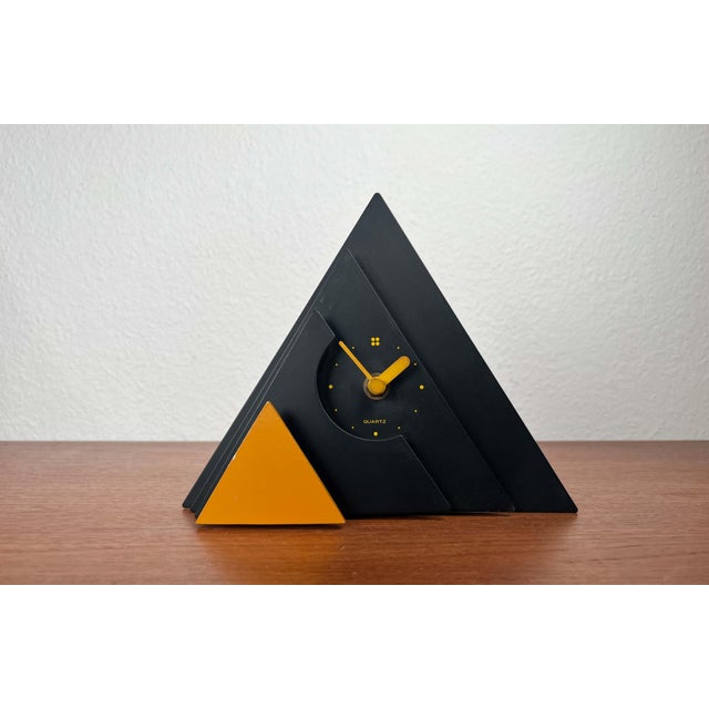 Vintage Japanese Black and Yellow Pyramide Table Clock from Makiko Taniguchi, 1980s For Sale - Image 17 of 18