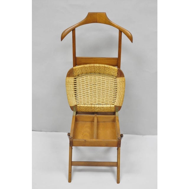 Vintage Mid Century Italian Modern Beech Wood Clothing Valet Chair Seat (A) For Sale In Philadelphia - Image 6 of 18