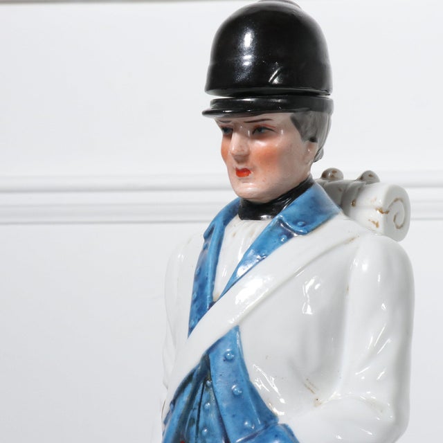 A Grenadier Soldier Series Baylor’s 3rd Continental 1778 Porcelain Decanter dated 1969. Wonderful vintage condition. 5”W x...
