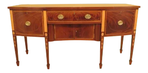 1970s Traditional Kittinger Colonial Williamsburg Mahogany Sideboard