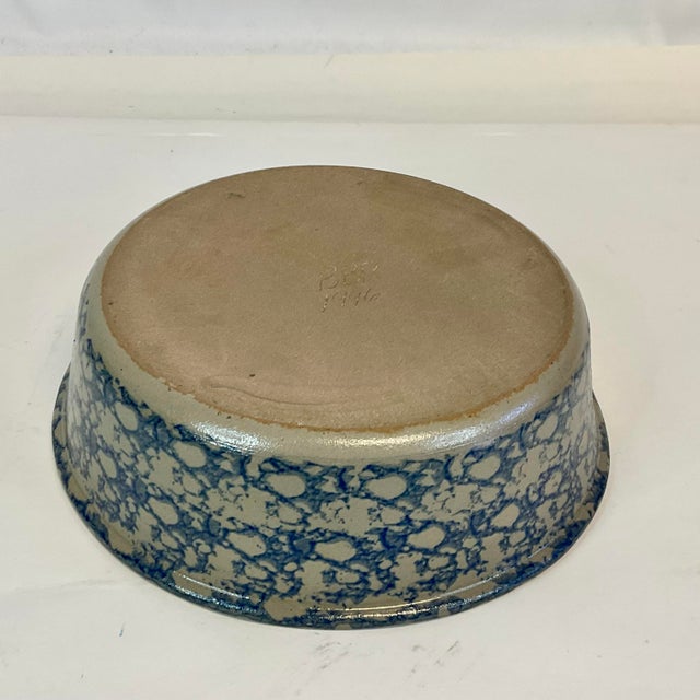 1996 Vintage Americana Folk Art Blue Sponge Wear Bowl, Artist Signed. For Sale - Image 9 of 12