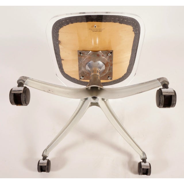 1970s Lucite and Aluminum Based Swivel Office Chair by Hill Manufacturing For Sale - Image 10 of 12