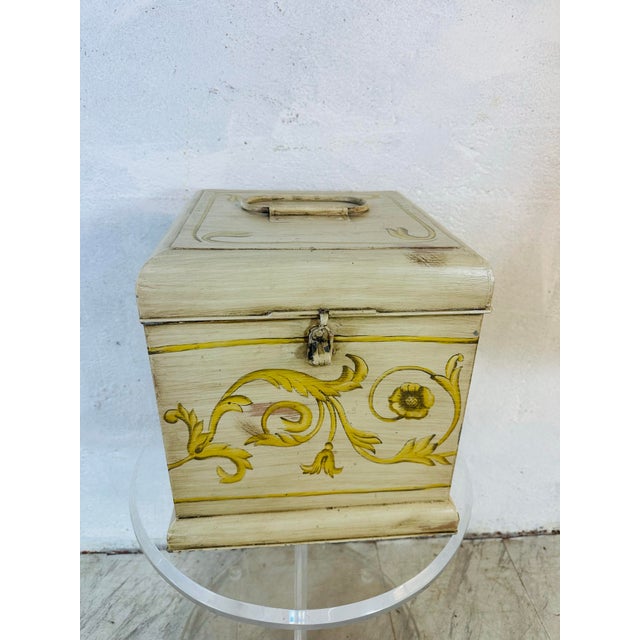 1980s Large Vintage Tole Box For Sale - Image 5 of 6