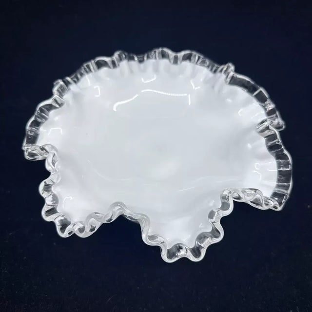 1970s Vintage Fenton Silver Crest Milk Glass Ruffled Dish Bowl For Sale - Image 5 of 6