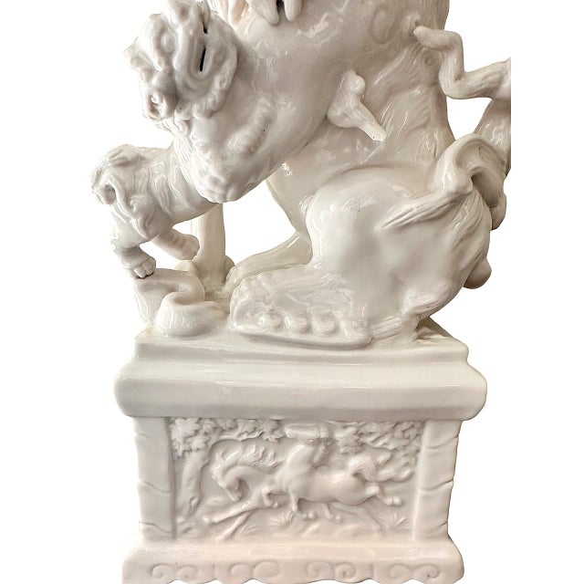 White Vintage Blanc De Chine Ceramic Foo Dogs or Lions - a Pair For Sale - Image 8 of 10