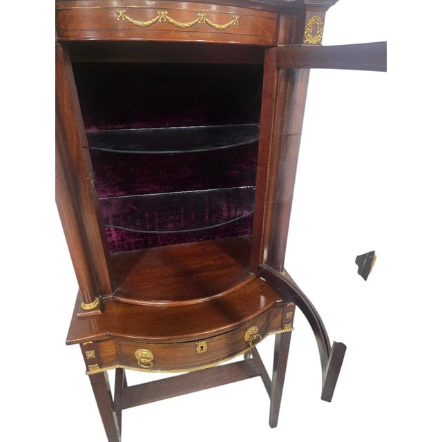 Vintage Federal Style Mahogany Lighted Vitrine Curio Cabinet For Sale - Image 11 of 11