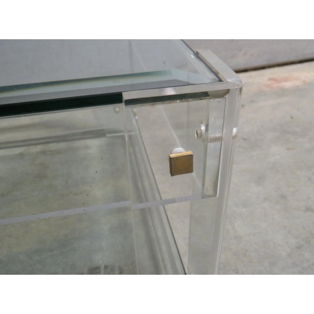 Charles Hollis Jones Acrylic and Glass Coffee Table in the Style of Charles Hollis Jones For Sale - Image 4 of 8