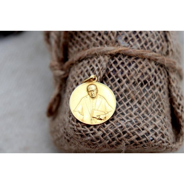 19.2k Gold Pendant For Sale - Image 3 of 6