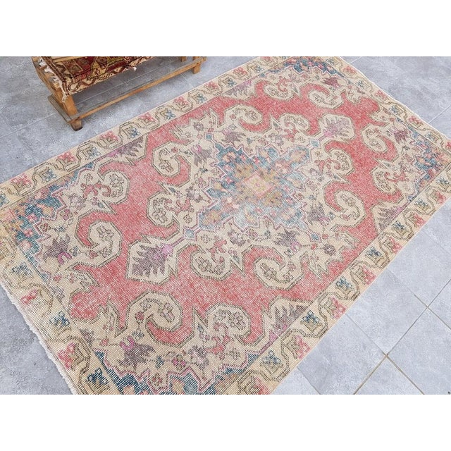 Turkish Nomadic Pastel Wool Aztec Oushak Rug, 1960s For Sale - Image 6 of 8