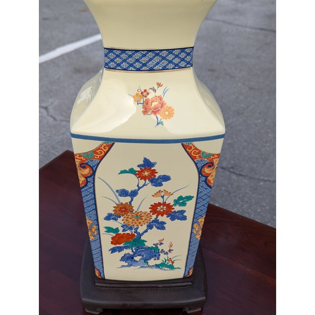 Ceramic Vintage Asian-Inspired Ceramic Table Lamp With Floral Motifs For Sale - Image 7 of 10