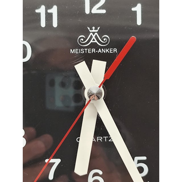 Vintage Space Age Plastic Orange Quartz Wall Clock from Meister Anker, 1970s For Sale - Image 3 of 6
