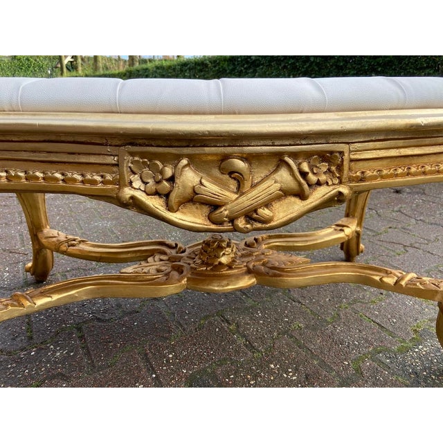 French 1950s French Gilt Beech Off-White Leather Bench For Sale - Image 3 of 16