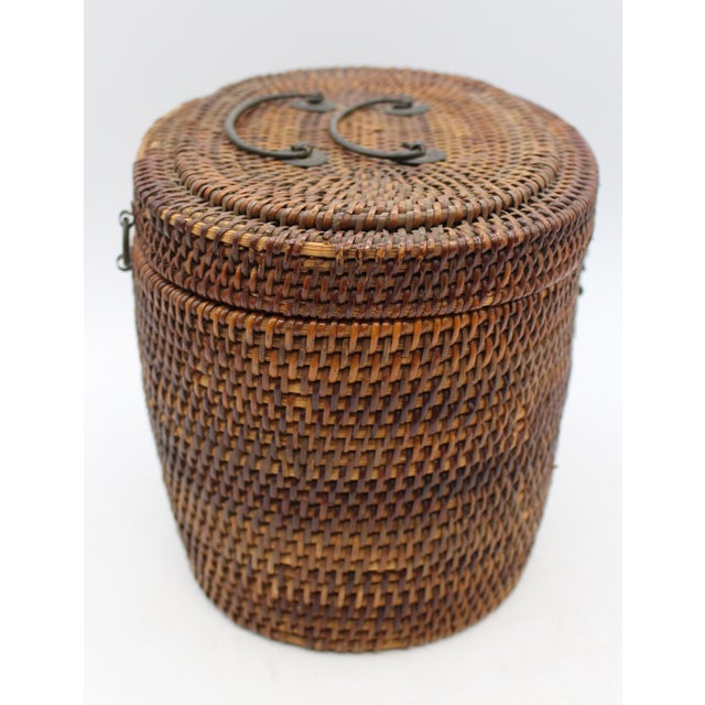 Circa 1880s Famille Rose Tea Pot & Tea Bowl in Basket For Sale - Image 11 of 11