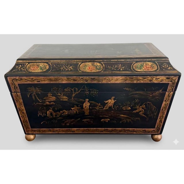 Chinoiserie Large Regency Style Black and Gold Chinoiserie Decorated Box For Sale - Image 3 of 12