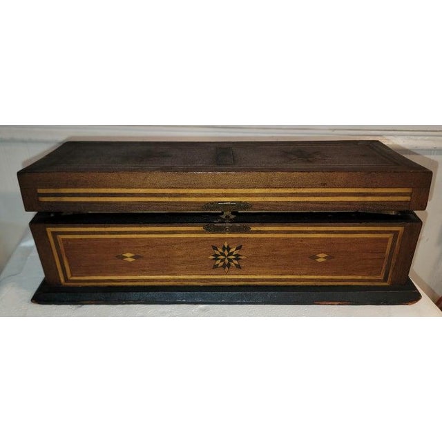 19Thc Stars & Stripes Inlaid Wood Box For Sale - Image 4 of 9
