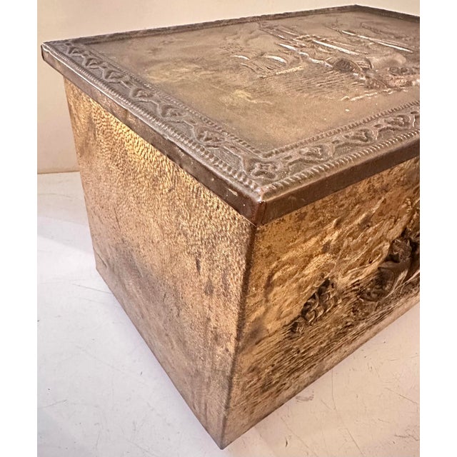 1960s Vintage Storage Box With Ship Motifs For Sale - Image 5 of 10