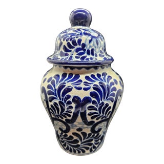 Vintage Blue on Ivory Swallow Motif Talavera Style Ginger Jar For Sale
