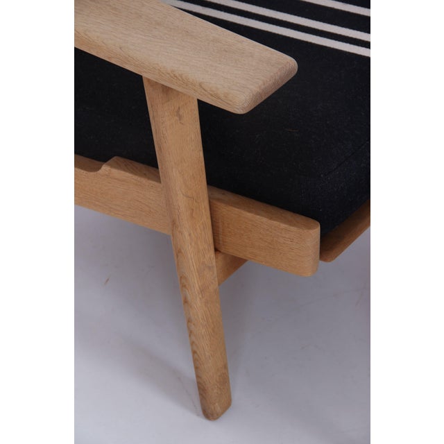 Set of Model Ge290a Armchair & Ge290s Footstool by Hans J. Wegner for Getama, 1960s For Sale - Image 10 of 16