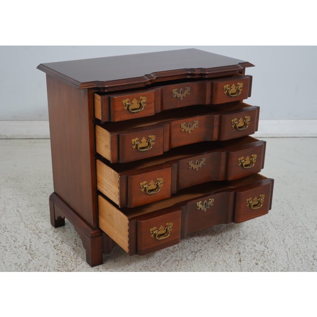 Chippendale Hickory Chair Co Block Front Mahogany Goddard Chest For Sale - Image 3 of 12
