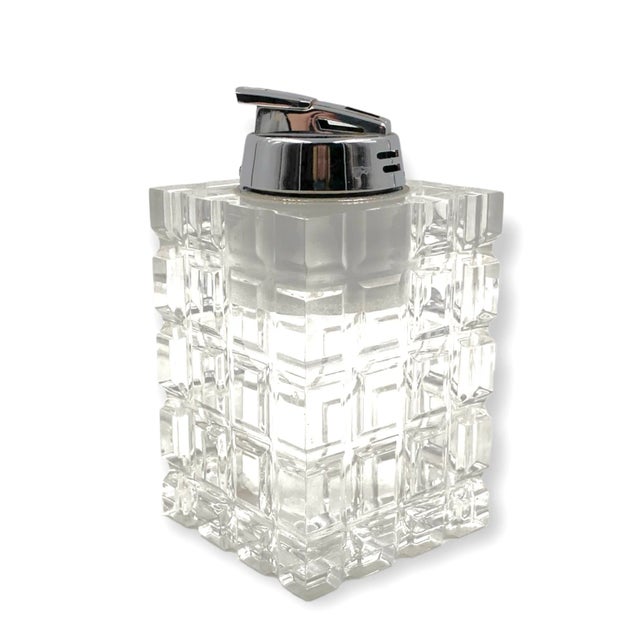 Clear Lucite Table Lighter, Italy 1970s For Sale - Image 11 of 11