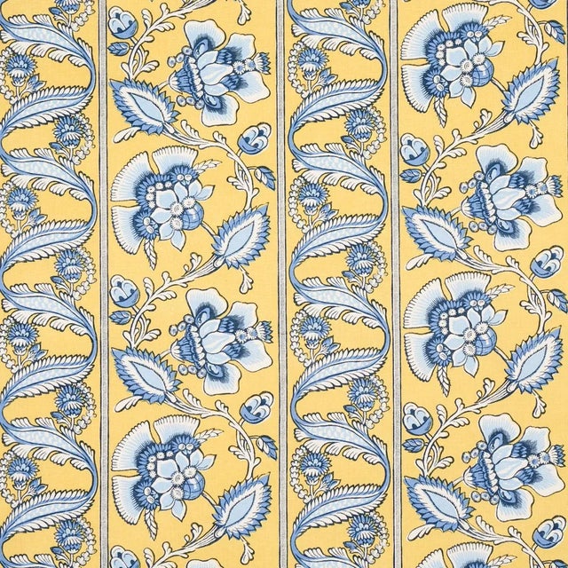 Not Yet Made - Made To Order Sample - Schumacher Marielle Vine Fabric in Yellow & Delft For Sale - Image 5 of 5