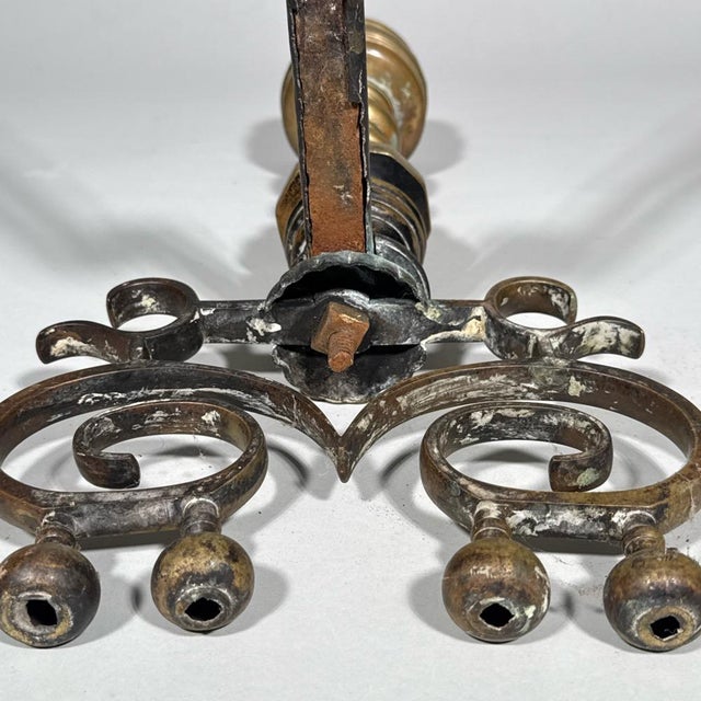 Antique Federal Style Brass and Iron Fireplace Set—Five Pieces For Sale In New York - Image 6 of 14