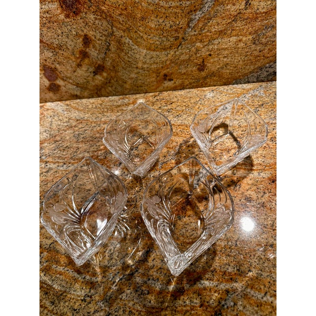 1980s Hoya Crystal Japan Floral Pattern Set of 4 Bowls-Original Box-Model Nyb986au For Sale - Image 4 of 12