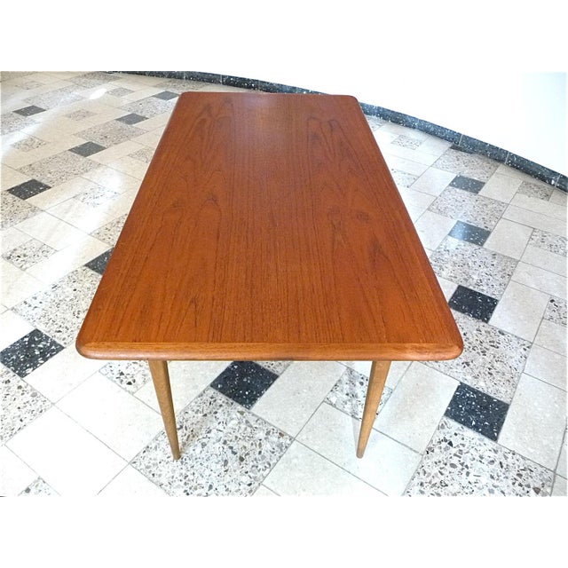 Mid-Century Danish Modern Teak Coffee Table, 1960s For Sale - Image 6 of 7
