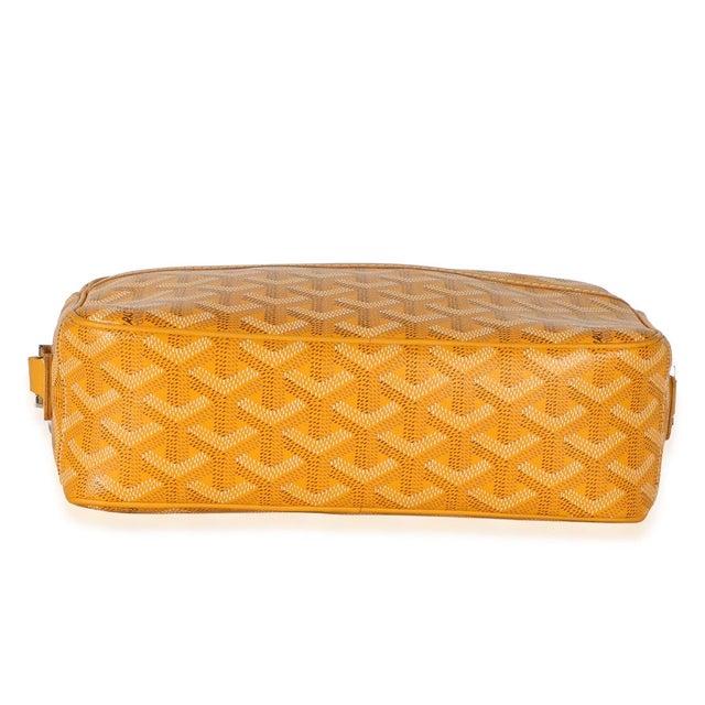 2010s Yellow Goyardine Canvas Sac Cap Vert PM For Sale - Image 5 of 9