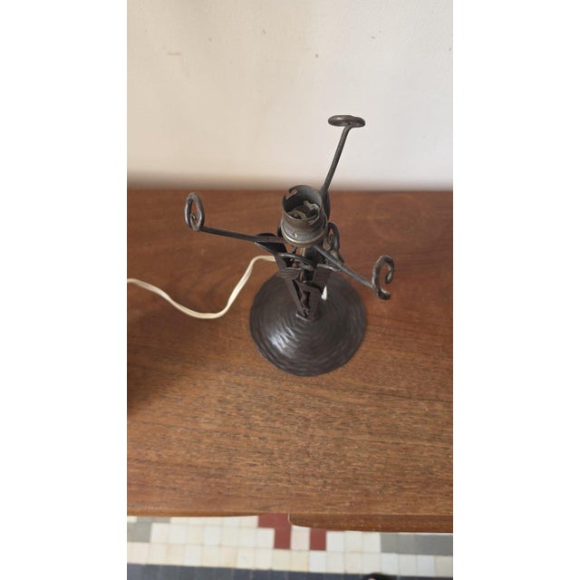 1930s Degué Art Deco Table Lamp Signed French Glass Wrought Iron Orange Accent Light Antique French Lighting For Sale - Image 12 of 15