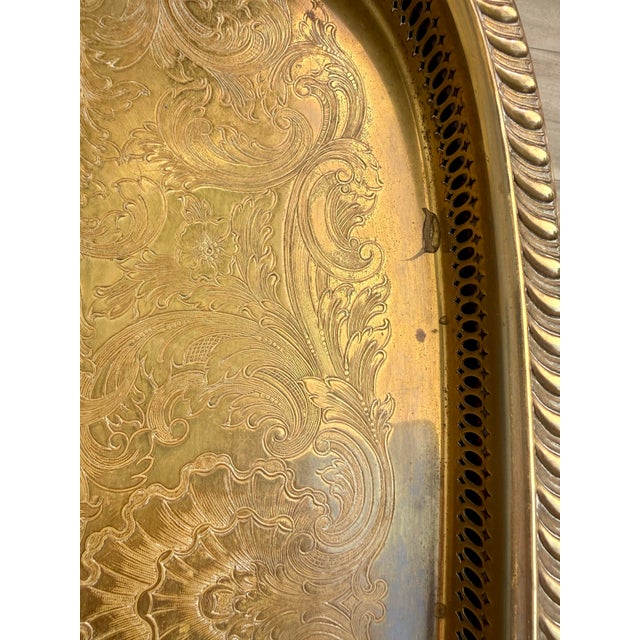 Brown Mid-Century Queen Anne Style Mahogany Side Table With Engraved Brass Tray For Sale - Image 8 of 18