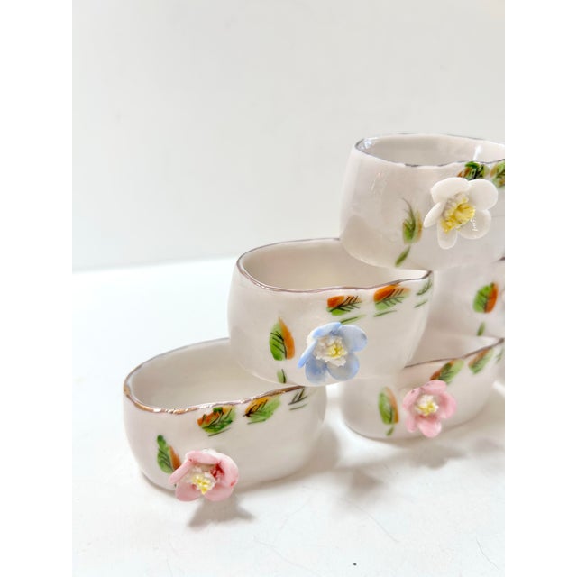 1950s Vintage Hand-Painted Floral Porcelain Napkin Rings With Applied Flowers – Set of 6, Shafford For Sale - Image 5 of 12