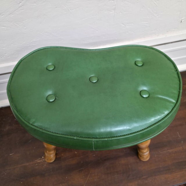 Mid-Century Green Vinyl Kidney-Shaped Footstool Ottoman, C. 1950s–60s For Sale - Image 6 of 11